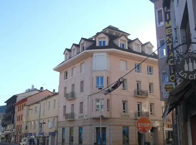 Edificio Aguilas 아파트 아인사